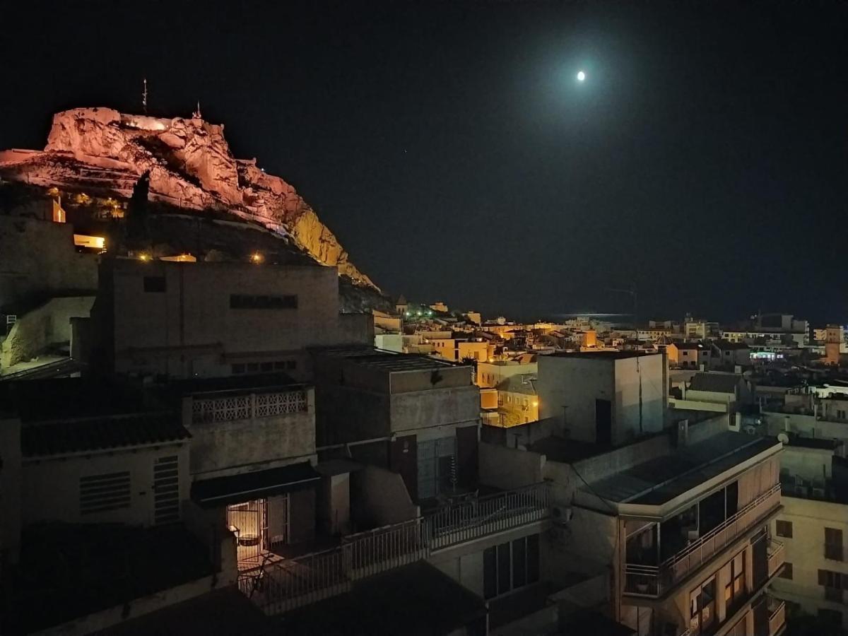 Corazon De Alicante Con Vistas Al Mar Y Al Castillo Exteriér fotografie