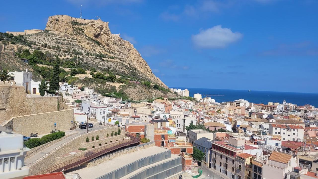 Corazon De Alicante Con Vistas Al Mar Y Al Castillo Exteriér fotografie